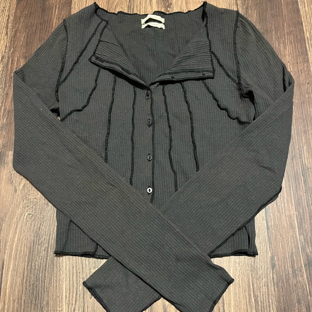 Urban Outfitters cropped black inside out stitching long sleeve top size XS